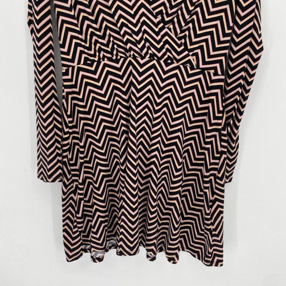 Love, Fire Women's Chevron Dress - Picture 3 of 4